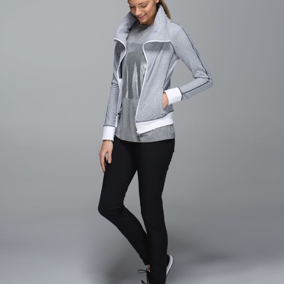 Lululemon Be Present Jacket - Picture 3 of 16
